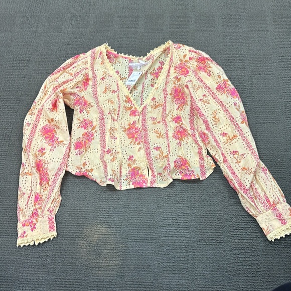 NWT Women’s Free People Cropped Blossom Top in Summer Lemonade combination - M - Picture 2 of 7